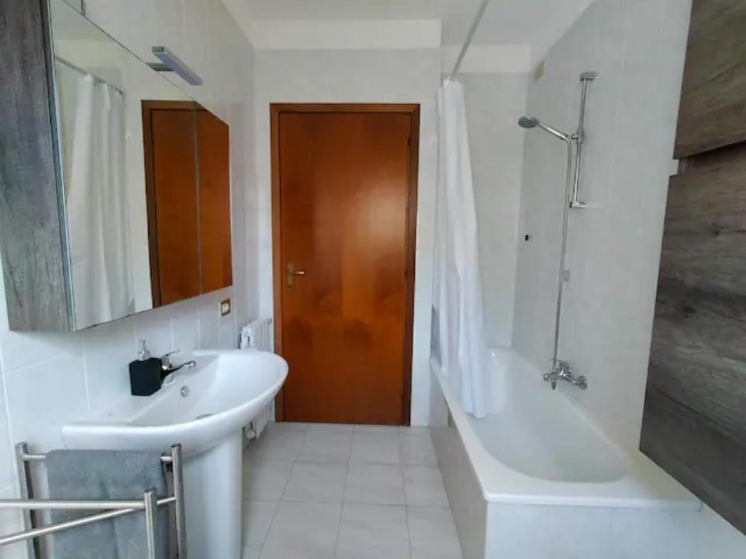 Apartment In Sardinia Decimomannu Exterior foto
