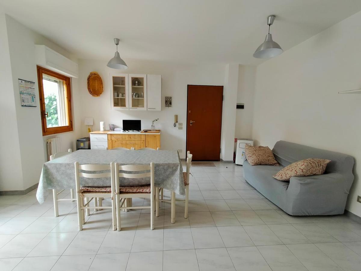 Apartment In Sardinia Decimomannu Exterior foto